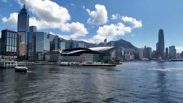 На страже океана, будущее Гонконга, открытый Китай - смотрите «Китайскую панораму»-532
