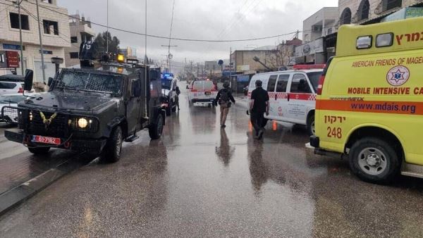 Неизвестный открыл стрельбу в городе Хувара на Западном берегу Иордана<br />
