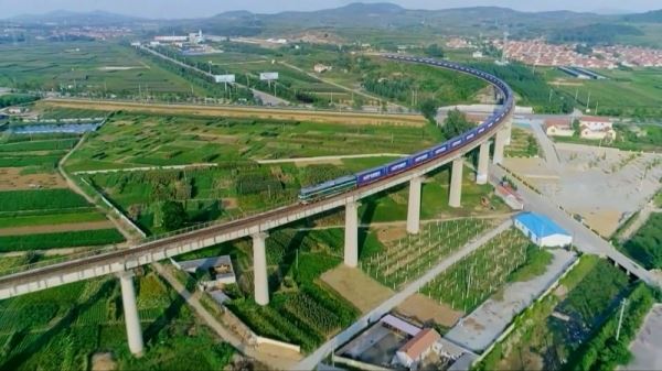 Приоритеты власти, развитие торговли, отраслевые требования, зелёные насаждения — смотрите «Китайскую панораму»-527
