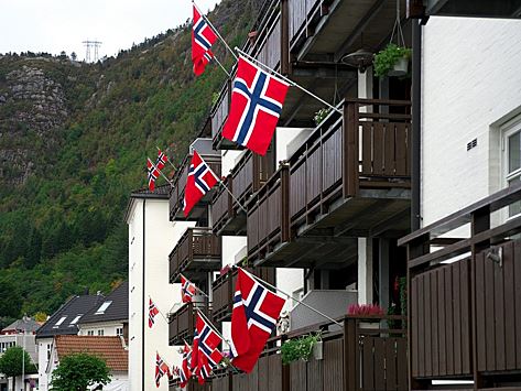 Steigan: Пропагандистские центры Британии годами обрабатывали население Норвегии против России