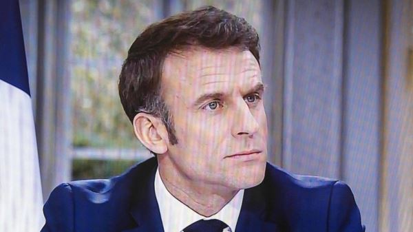 Глава французского профсоюза CGT обвинил Макрона в полном незнании пенсионной системы