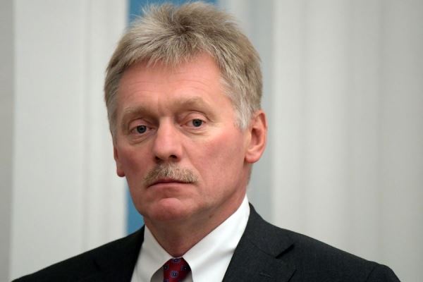 Песков напомнил Госдепу о приостановке Россией участия в ДСНВ 