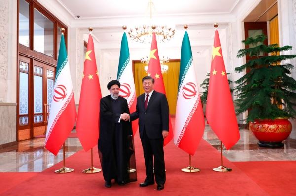 Си Цзиньпин принял приглашение Эбрахима Раиси посетить Иран